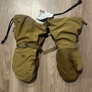 Outdoor Research firebrand mitten